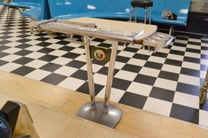 lot 27 image: Vintage Brunswick Scoring Table w Cup Holders