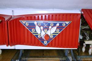 lot 24 image: AMF Magic Triangle Pin Visor Assembly