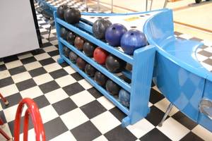 lot 35 image: Bowling Ball Rack
