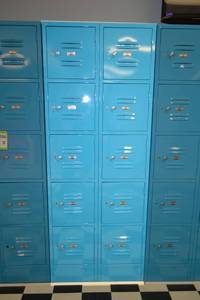 lot 65 image: Section of (10) Lockers