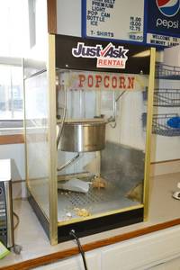 lot 82 image: Popcorn Machine - Echols Corn Popper