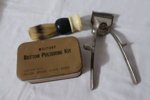 lot 24 image: Vintage Mens Care Lot