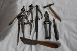 lot 36 image: Vintage Tool & Instrument Lot