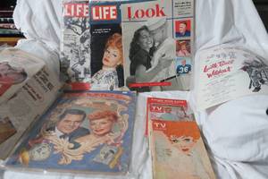 lot 44 image: HUGE I Love Lucy Lot