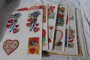 lot 47 image: Vintage Valentine Lot