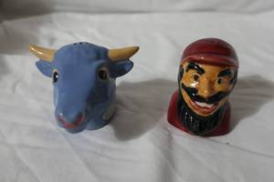 lot 53 image: Rosemeade Paul Bunyan & Babe Salt & Pepper Shakers