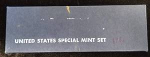 lot 12 image: 1966 US SPECIAL MINT SET IN ORIGINAL PACKAGING