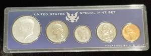 lot 37 image: 1967 US SPECIAL MINT SET IN ORIGINAL PACKAGING