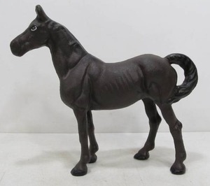 lot 18 image: Larger Cast Iron Horse Bank