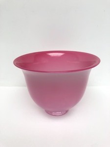 lot 89 image: Excellent Signed Hand Made ROBINSON SCOTT Art Glass Pedestal BowlVase