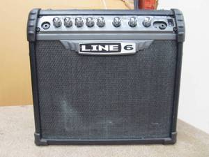 lot 130 image: Working LINE 6 Spider III 15 Amplifier