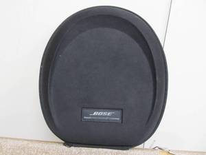 lot 143 image: BOSE Quiet Comfort Noise Canceling Headphones wCase