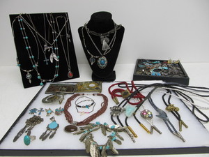 lot 175 image: LARGE Lot of Southwestern Jewelry