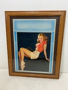 lot 201 image: Framed Vintage 1940s-50s Pinup Print - Sitting Pretty