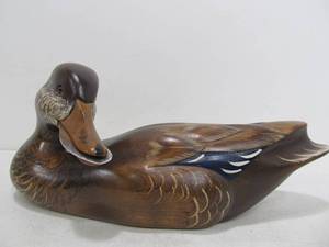 lot 153 image: Signed Carved Preening Mallard Duck Decoy