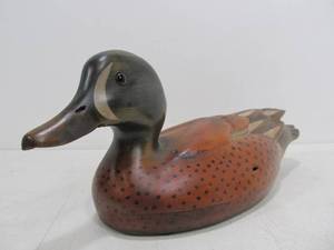 lot 154 image: Nice Signed Carved Wood TOM TABER Mallard Duck Decoy