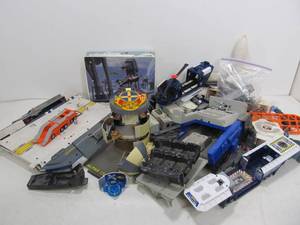 lot 157 image: Lot of Vintage etc Star Wars & Transformers Toys