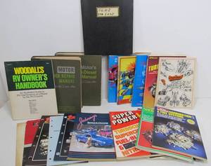 lot 164 image: Lot of Vintage Hot Rod Books Auto Car Manuals etc