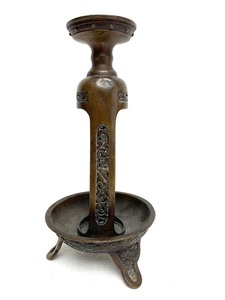 lot 211 image: Antique Oriental Bronze Bell