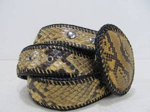 lot 245 image: Very Cool Genuine Snake Skin & Leather Belt