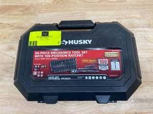 lot 7 image: HUSKY 38 in. Drive 100-Position Universal SAE and Metric Mechanics Tool Set (60-Piece)