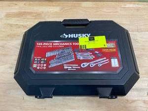 lot 8 image: HUSKY 14 in., 38 in. and 12 in. Drive Mechanics Tool Set (149-Piece)