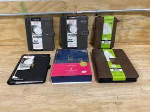 lot 26 image: Lot of 6 Various Day Planners