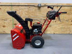 lot 2 image: TROY-BILT Storm 2620 208cc 26-in Two-Stage Electric Start Gas Snow Blower with Headlight