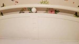 lot 11 image: Ethan Allen White Enameled Full Bed Set