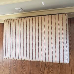 lot 14 image: Handsome Striped Storage Ottoman