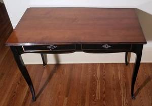 lot 4 image: Marvelous Antique Louis XIII Side Table by De Bournay