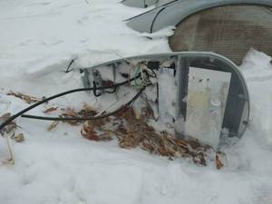 Street Light - Damaged