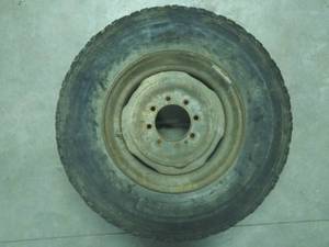 Used Tire and Rim 9.50R16.5LT