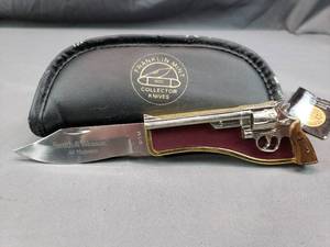 Smith & Wessen .44 Magnum  Franklin Mint Collector Knife