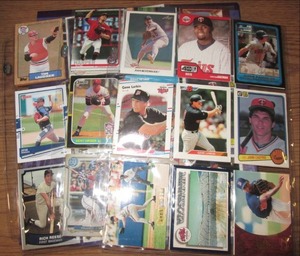 lot 135 image: 54 pc. MN Twins Cards In Sleeve...