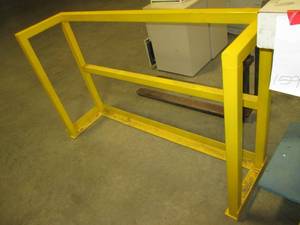 lot 159 image: Safety Rail (61 X 16 X 37.5)...