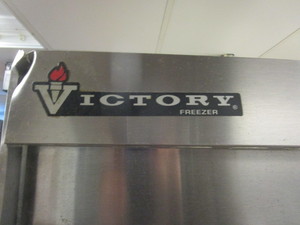 lot 25 image: Victory SS Freezer on Wheels 27X34X84