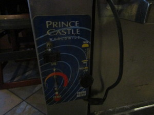 lot 45 image: Prince Castle Toaster 25X824