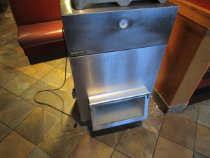 lot 46 image: Silver King Lettuce Crisper Freezer 25X17X42