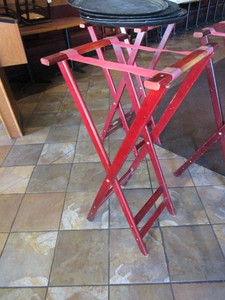 lot 87 image: Server Trays & Stands