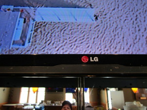 lot 99 image: 65 LG TV