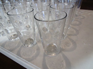 lot 101 image: Glasses