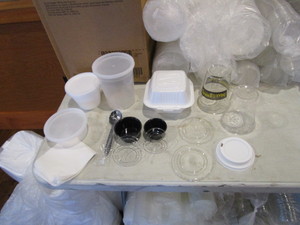 lot 106 image: Large Lot of Plastic Containers, Cups & Napkins