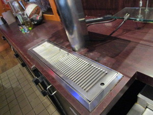 lot 156 image: 8 Station Beer Tap Stand