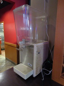 lot 158 image: Slush Machine