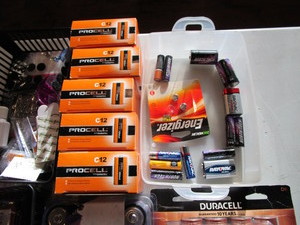 lot 177 image: Office Supplies