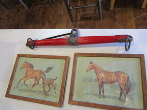 lot 187 image: Horse Decor