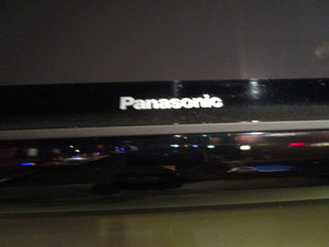 lot 206 image: Panasonic 42 TV