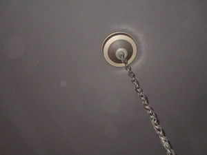 lot 232 image: 24 Pendant Light