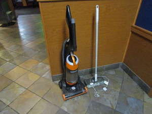 lot 233 image: Vacuum Cleaners
